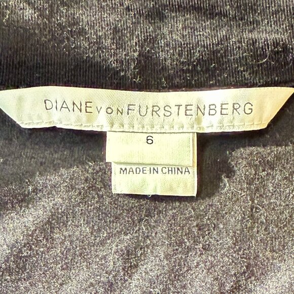 Diane von Fürstenberg Black & White Trim Wrap Dress - Picture 9 of 11